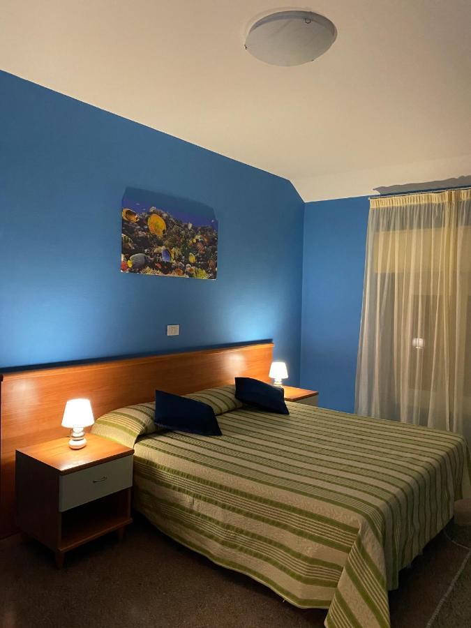 Hotel Ines Varazze Kültér fotó
